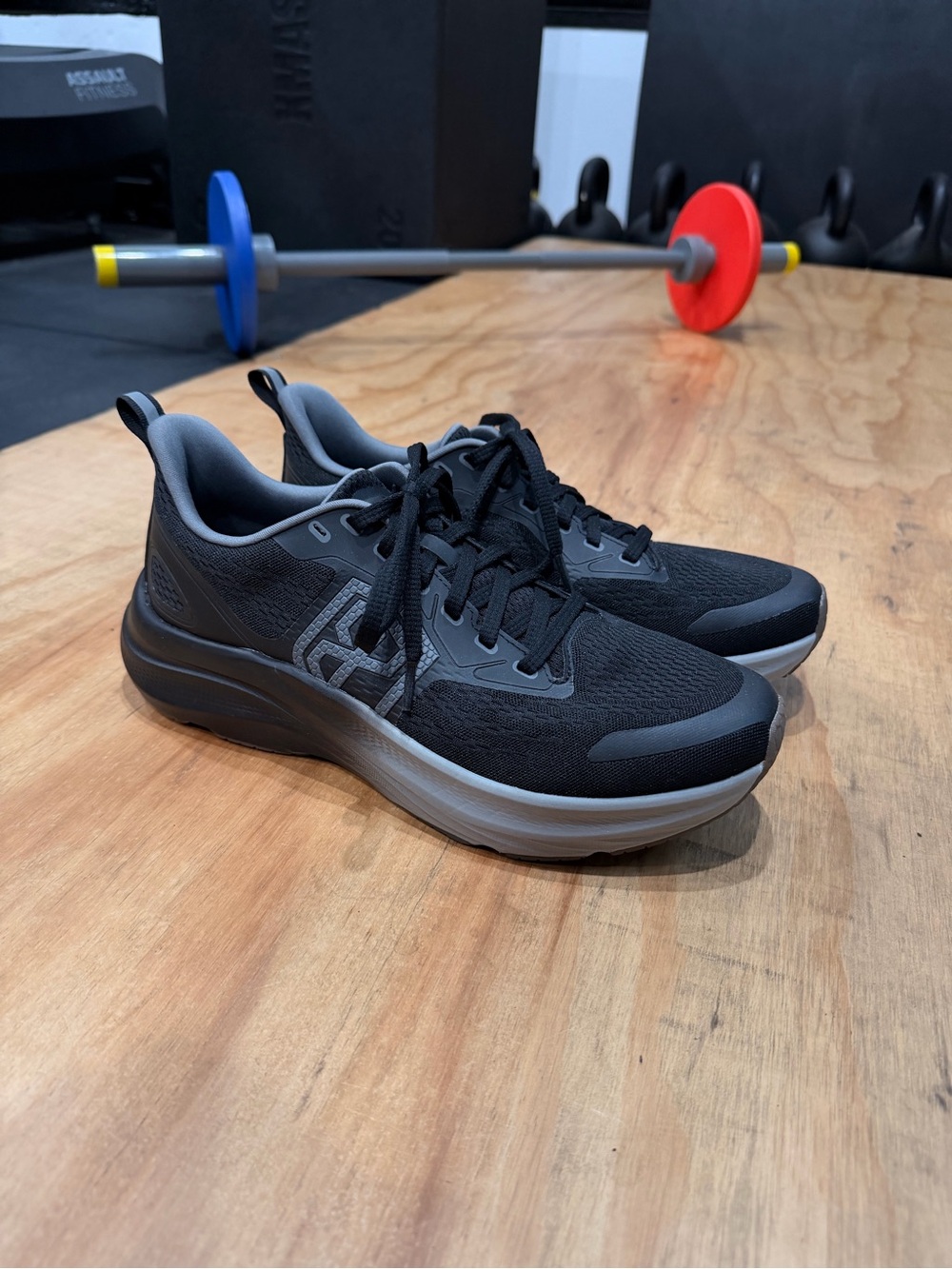 Born Primitive Pursuit 1 Men's 10 Cushioning Running Shoes